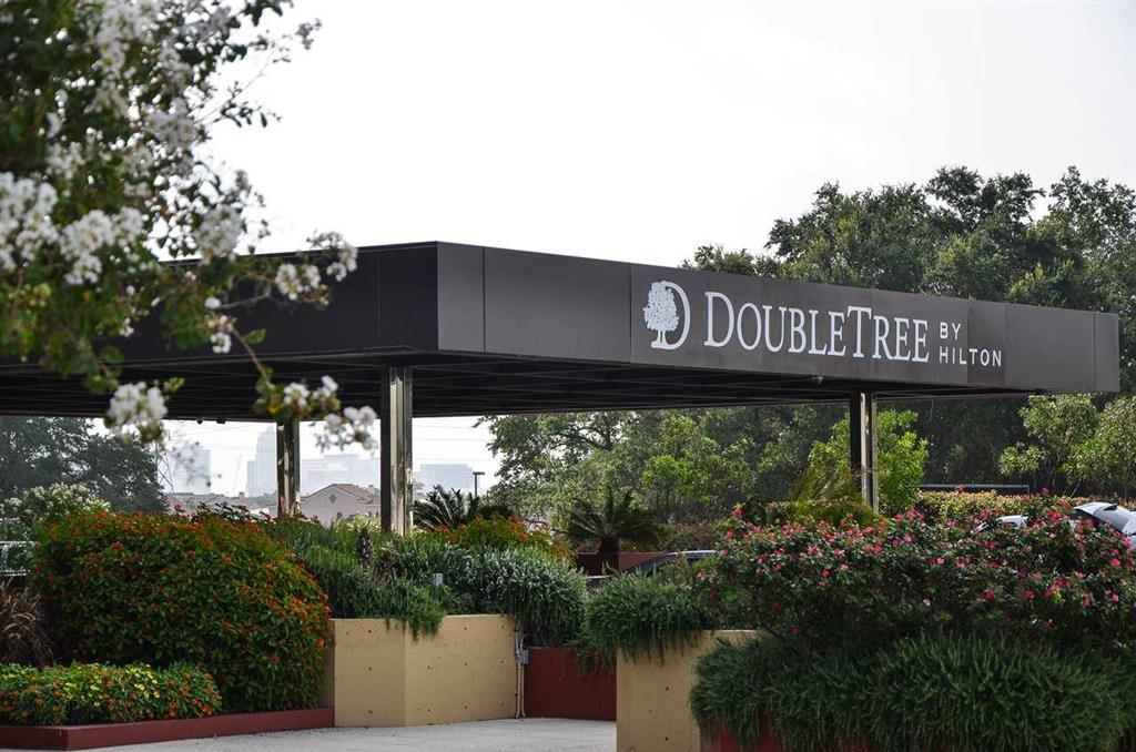 Doubletree By Hilton Hotel Houston Greenway Plaza Esterno foto